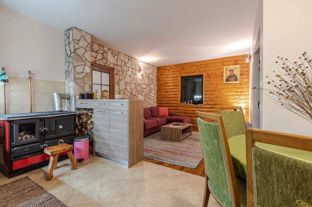 Guest House Heaven Žabljak Eksteriør billede